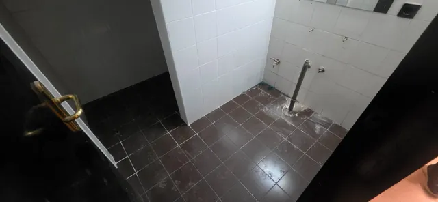 LOCAL COMERCIAL ACONDICIONADO DE 350 METROS EN PLENA — 9