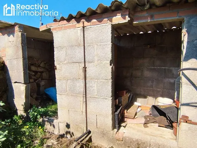 Casa de 3 habitaciones con finca. — 8