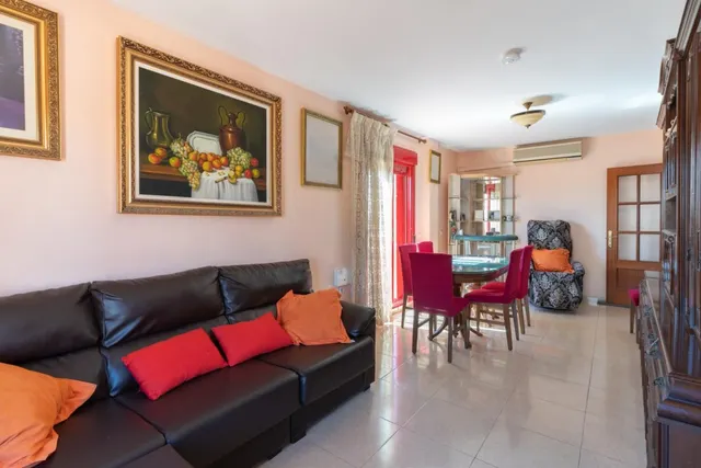 Espectacular Ático en el Corazón de Roquetas de Mar por €143,000 — 9