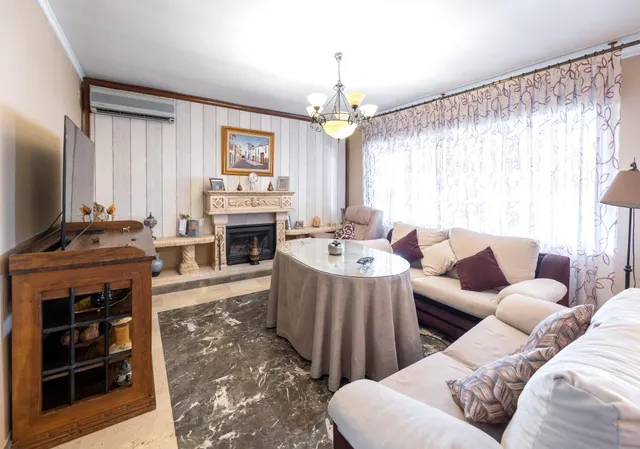 Espectacular chalet independiente con piscina en Alfacar — 19