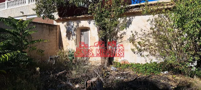 SE VENDE SOLAR CON 100 METROS + 95 METROS PARA CONSTRUIR EN  - foto 2