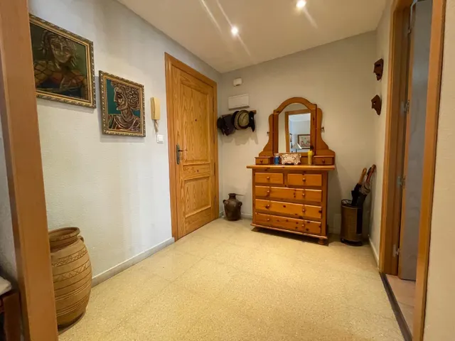 Encantador Piso en el Corazón de Águilas - ¡Tu Nuevo Hogar Cerca del Mar! — 9