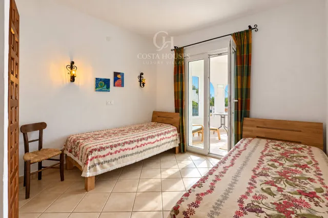 VILLA MIRABEL · VISTAS AL MAR Y CALMA MEDITERRANEA EN JAVEA — 32