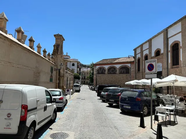 LOCAL EN VENTA O ALQUILER EN ZONA PROXIMA AL MERCADO DE ABAS - foto 4
