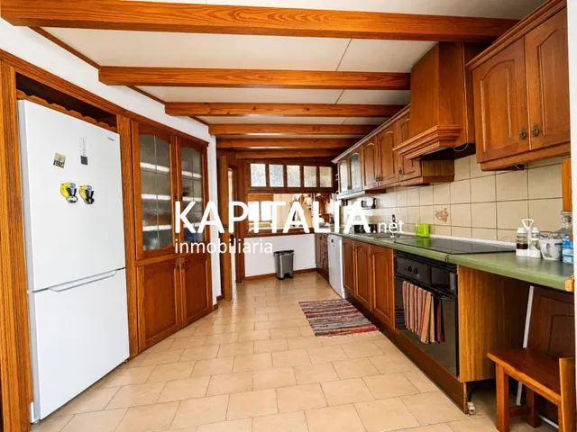 ESPECTACULAR CHALET EN SAN VICENT DEL RASPEIG EN PLENO ENTORNO NATURAL Y CON PISCINA PRIVADA. — 29