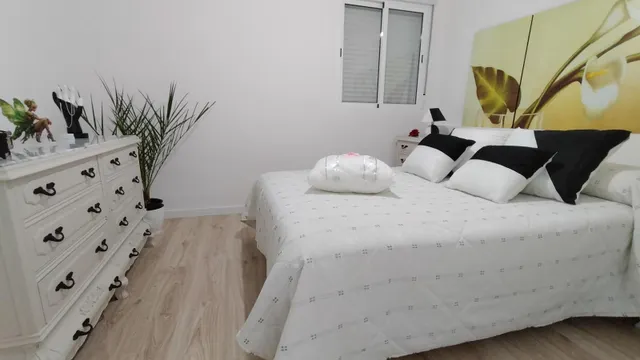ESPECTACULAR CASA EN ESQUINA EN LA ZUBIA — 16