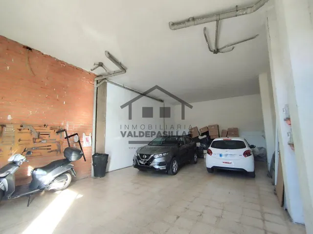 LOCAL COMERCIAL EN VALDEPASILLAS CON MUCHAS POSIBILIDADES — 2