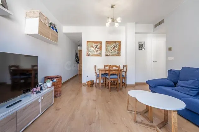 Piso con garaje en venta en Ogijares — 4