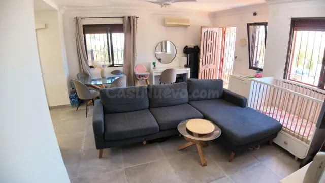 Villa de 3 dormitorios en venta en Blue Lagoon. - foto 2