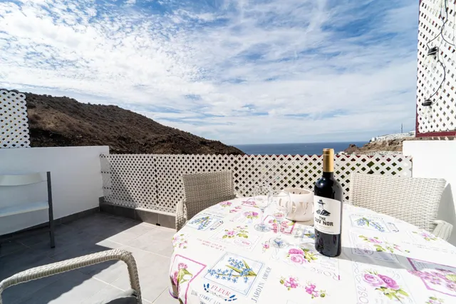 Ubicación de ensueño con sol y fantásticas vistas al mar — 7