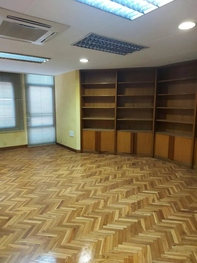 SE VENDE LOCAL DE OFICINAS EN EL CENTRO DE MURCIA — 9