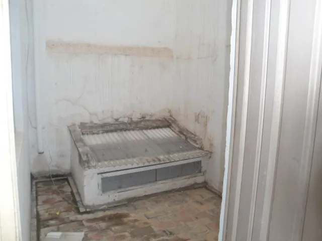 LOCAL COMERCIAL EN CALLE BLAS VALERO — 12