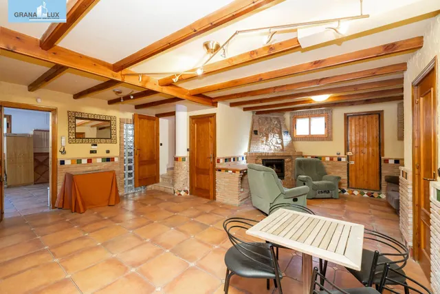 Estupendo chalet independiente en Cájar — 38