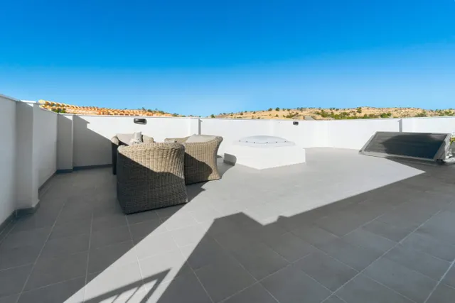 BUNGALOW CON PISCINA — 29