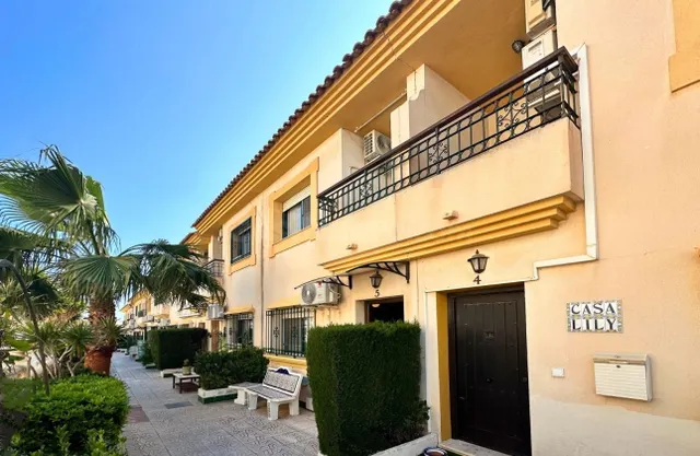 Encantadora Casa Adosada en la Zenia, Orihuela Costa - foto 2