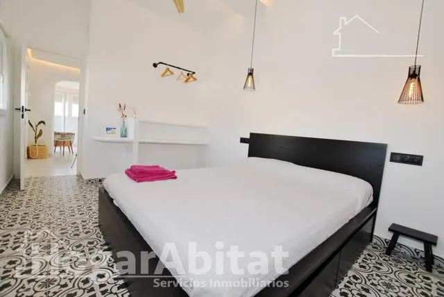 Casa seminueva y esquinera con terraza cerca de la playa — 48