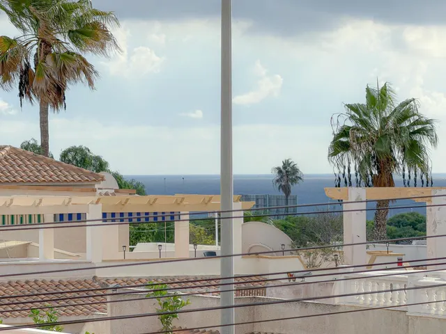 Fantastica vivienda en primera planta con gran terraza y vistas al mar — 15