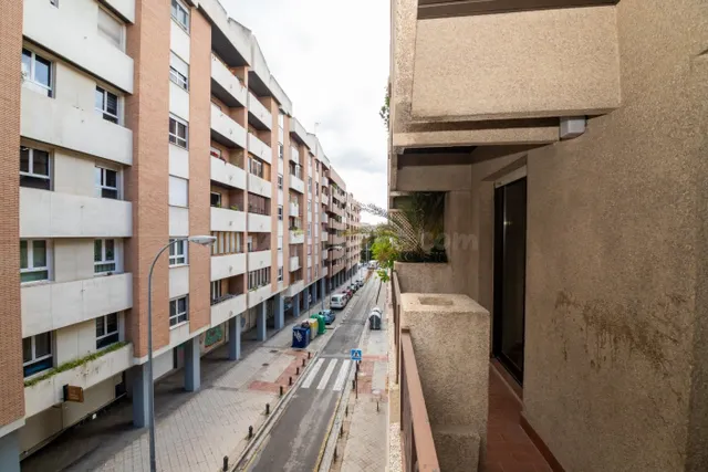 SE ALQUILA FANTÁSTICO PISO JUNTO A SAN JERÓNIMO — 3