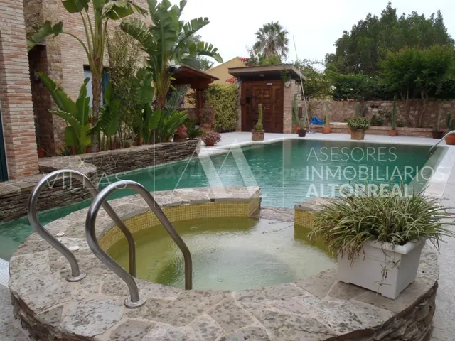VILLA DE LUJO EN ALTORREAL — 3