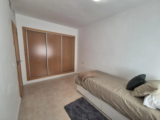 AMPLIA VIVIENDA CON TERRAZA PRIVADA, PLAZA DE GARAJE Y TRASTERO EN EL GARBANZAL, LA UNIÓN. — 23
