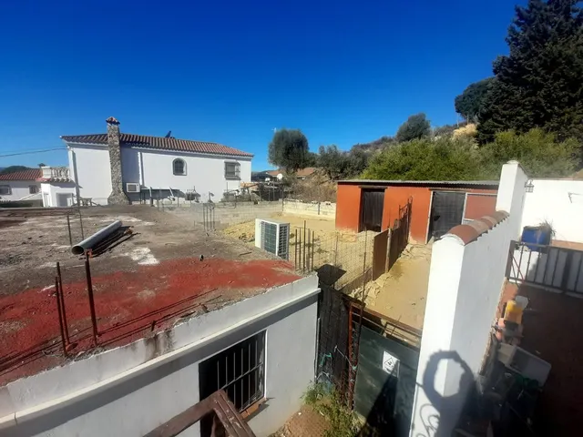 Local comercial en venta - San Enrique De Guadiaro — 10