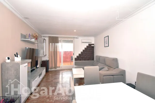 ¡Vistas panorámicas! Ático amplio y sofisticado con terraza y ascensor — 28