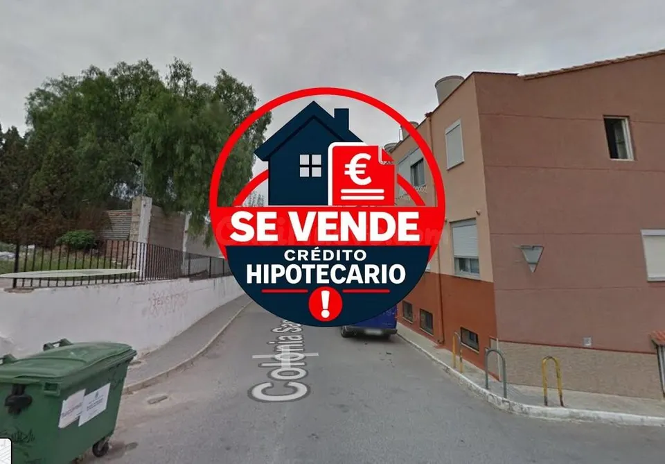 VENTA EN CONDICIONES ESPECIALES-CESIÓN  DE CRÉDITO. ACTIVO SIN POSESIÓN, NO HIPOTECABLE.