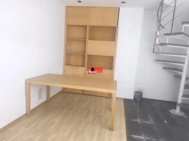 SE VENDE BAJO CON ENTREPLANTA CON ENTRADA INDEPENDIENTE RÚA  - foto 5