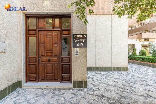 PRECIOSO ESTUDIO DE LUJO EN URBANIZACION TRIUNFO JARDIN — 42
