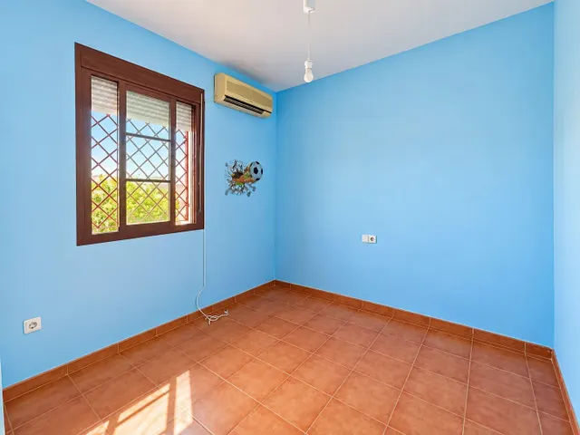 Piso 4 habitaciones 136m² en venta - Arco norte - Avda España — 7