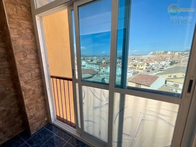 REFORMADO APARTAMENTO A 50 M DE LA PLAYA DE LA ISLA — 6