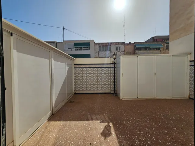 Piso de 3 dormitorios con terraza y garaje en San Vicente del Raspeig — 13