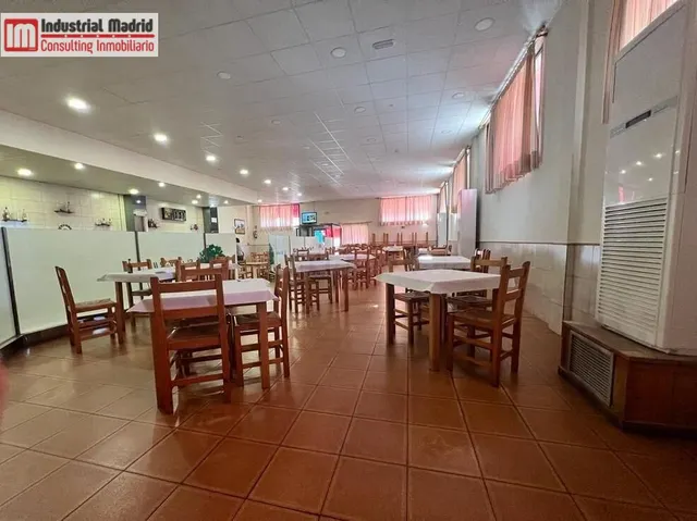 VENTA DE RESTAURANTE EN POLÍGONO INDUSTRIAL EN ARGANDA DEL R