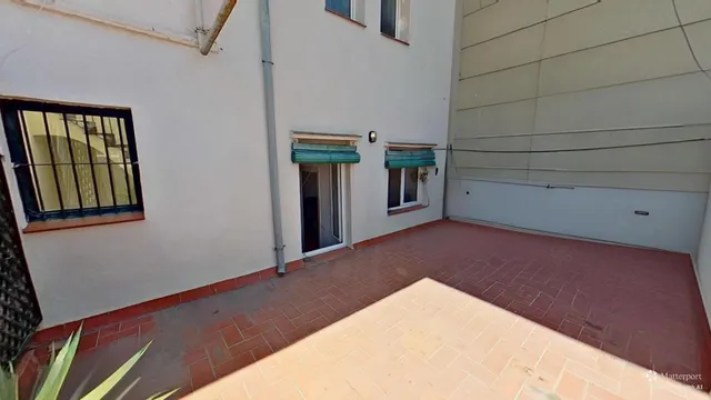Ático luminoso de 2hab. con terraza de 20m2 — 33