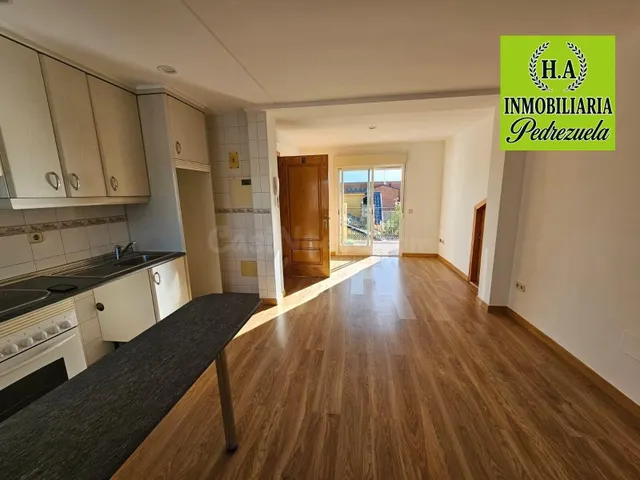 APARTAMENTO CON TERRAZA EN PEDREZUELA !!! - foto 5