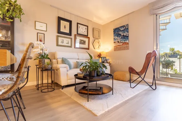 EXCLUSIVO ÁTICO DE DISEÑO REFORMADO CON TERRAZA SOLÁRIUM DE  - foto 2