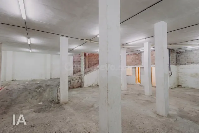 DEPÓSITO DIÁFANO DE 288 M2 CON ACCESO PARA VEHÍCULOS EN FINC - foto 2