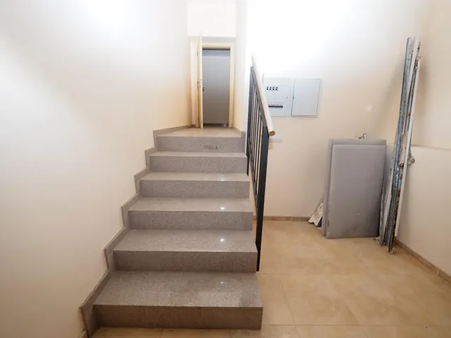 SE VENDE LOCAL COMERCIAL EN MANRESA, ZONA PASSEIG PERE III — 7