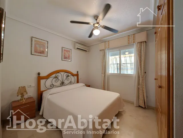 ¡LA GRAN PLAYA! ADOSADO EN RESIDENCIAL, LUMINOSO CON GARAJE, TERRAZA Y PISCINA — 28