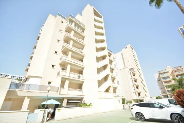 Apartamento 2 habitaciones 70m² en venta - Avenida del puerto — 26
