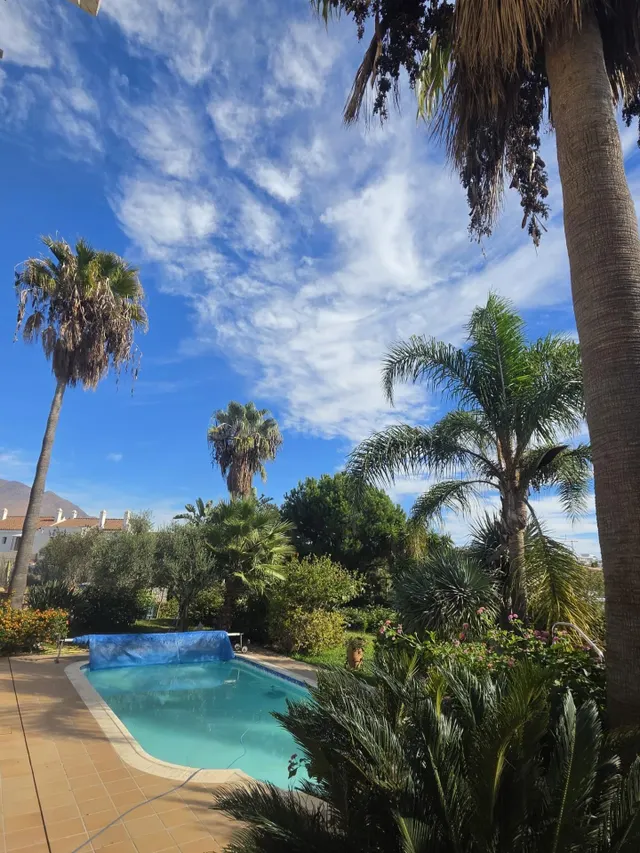 se vende chalet en casares golf - foto 5