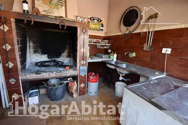 ¡chalet con piscina, zona de aparcamiento, placas solares y gran parcela! — 16
