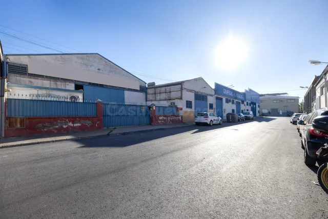 EN VENTA NAVE INDUSTRIAL EN ATARFE GRANADA CON AMPLIACIÓN