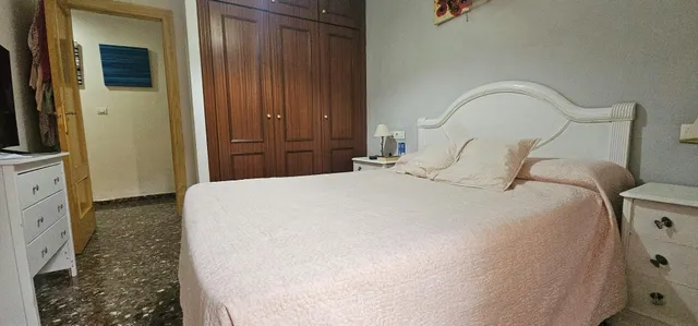Piso en Maracena — 28