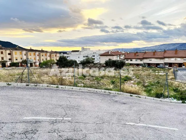 Solar urbano de 3.550m2 - foto 4