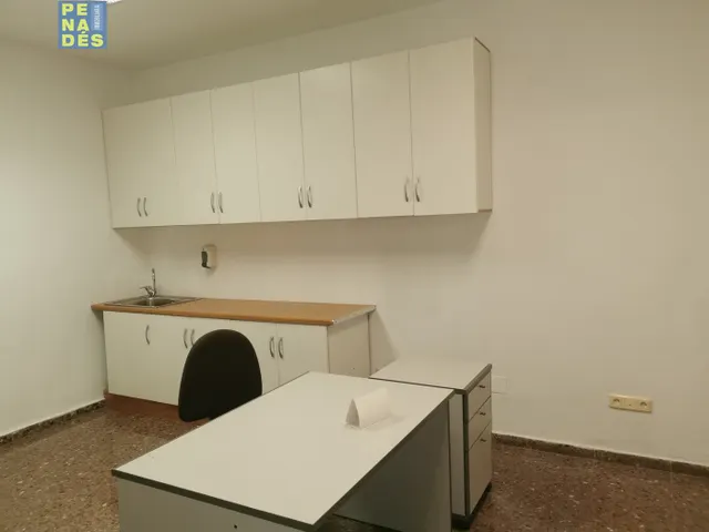EXCELENTE ubicación PARA DESPACHOS. — 6