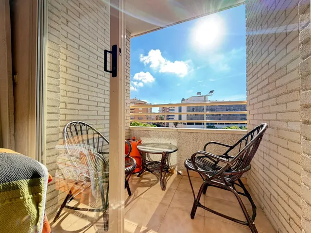 Vivienda con vistas a Plaza América, 3 dormitorios y garaje incluido — 21