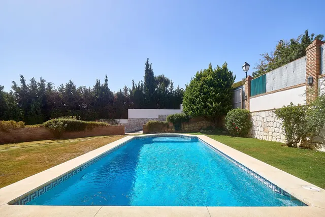 Chalet 4 habitaciones 483m² en venta - Riviera del sol — 28