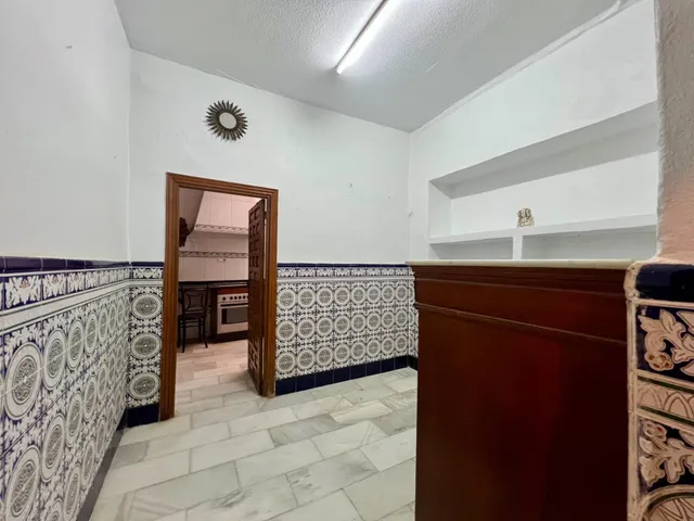C. EXCLUSIVA CASA EN LA JUDERÍA A 5 MINUTOS DE LA MEZQUITA-CATEDRAL CON GARAJE Y ASCENSOR — 11