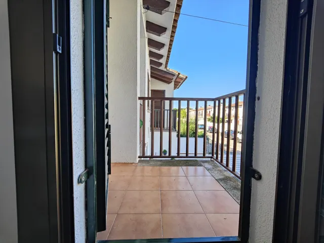 Casa adosada en Calafell de 3 habitaciones y gran jardín cerca del tren — 26